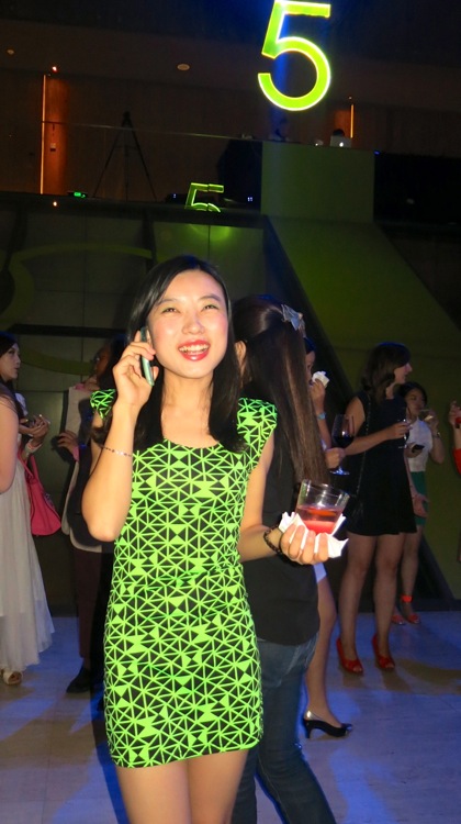 When the dress actually matches the décor. Brilliant. 