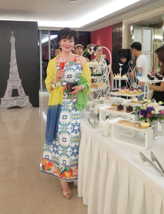 A winner from the "Fashion Award" I had to present. 